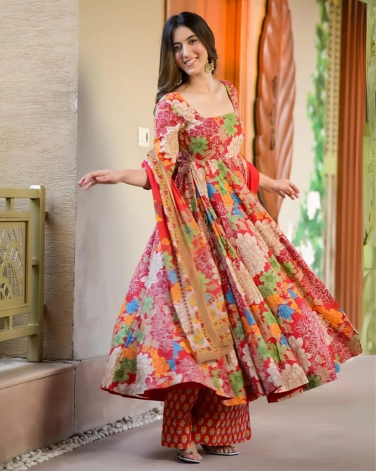 Elegant Floral Muslin Suit Set with Faux Blooming Dupatta